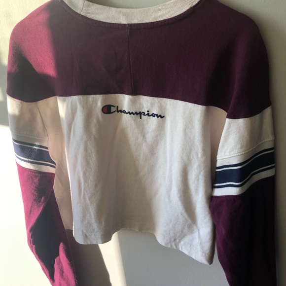 Champion Sweater - Picture 2 of 5